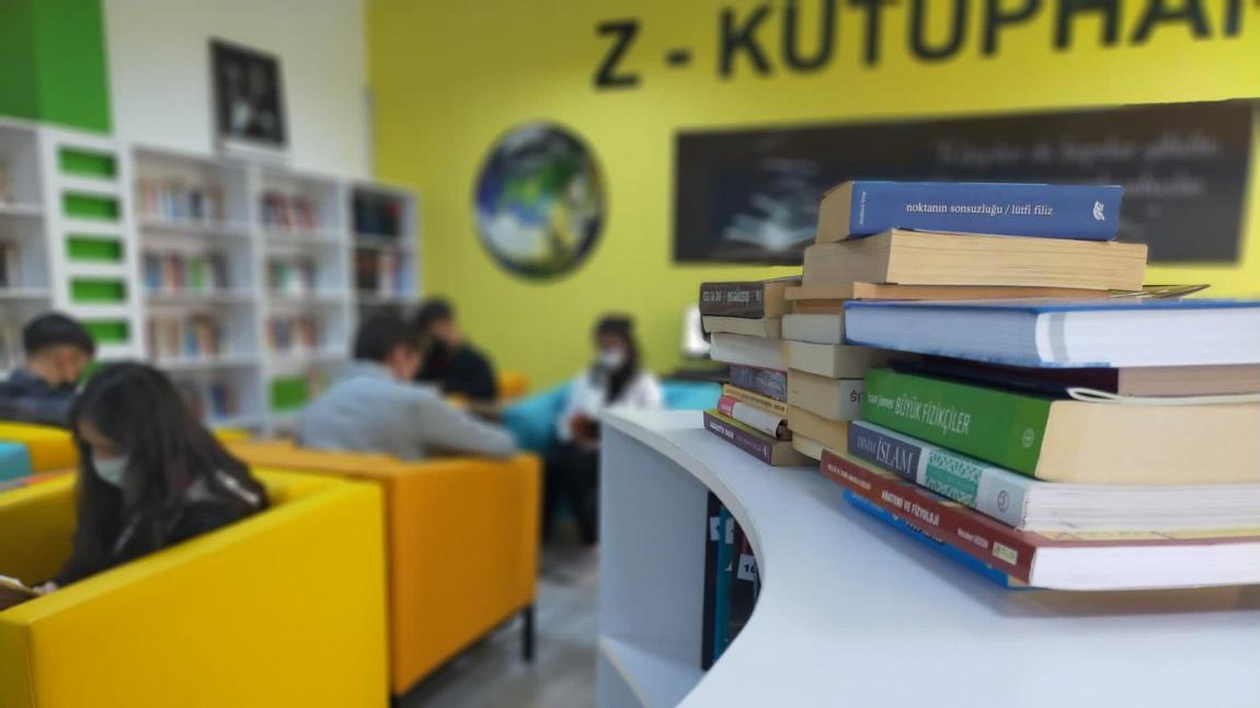 Milli Eğitim Bakanlığımızın 1000 okul kapsamında Atatürk Mesleki ve Teknik Anadolu lisemiz ilimizde en iyi kütüphane olarak seçilmiştir. 